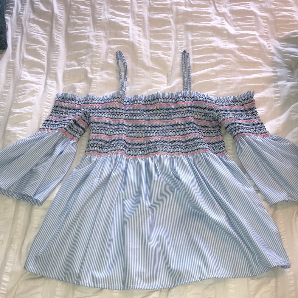NWT Blouse with detachable straps